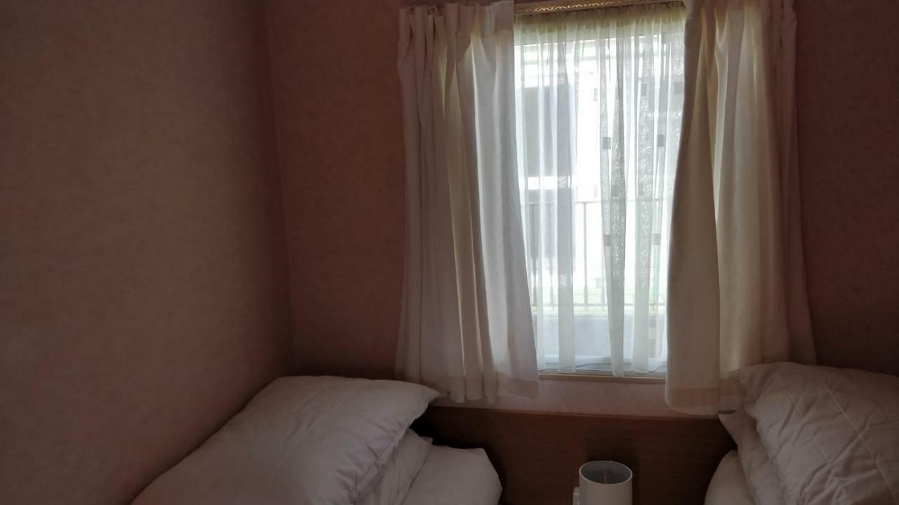 8 Berth Sealands Hotel อินโกลด์เมลส์ ภายนอก รูปภาพ
