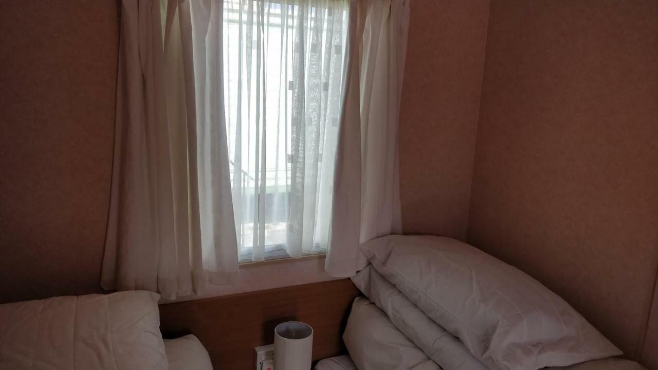 8 Berth Sealands Hotel อินโกลด์เมลส์ ภายนอก รูปภาพ
